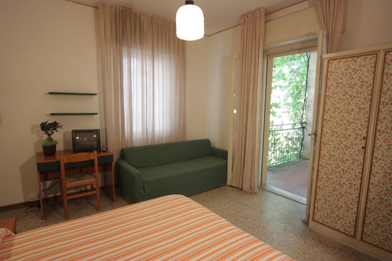 Hotel Garni Picnic Riccione Kültér fotó