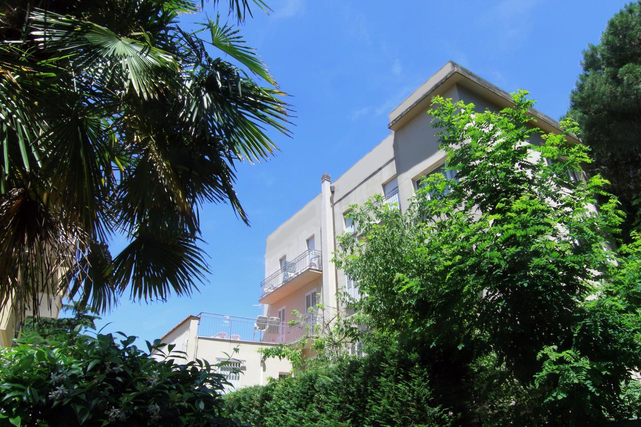 Hotel Garni Picnic Riccione Kültér fotó