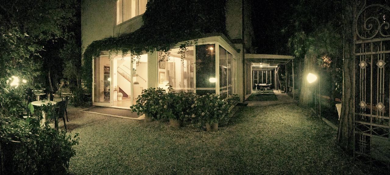 Hotel Garni Picnic Riccione Kültér fotó