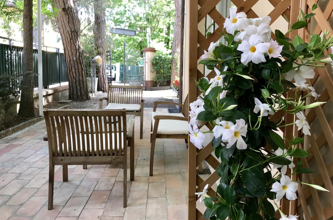 Hotel Garni Picnic Riccione Kültér fotó